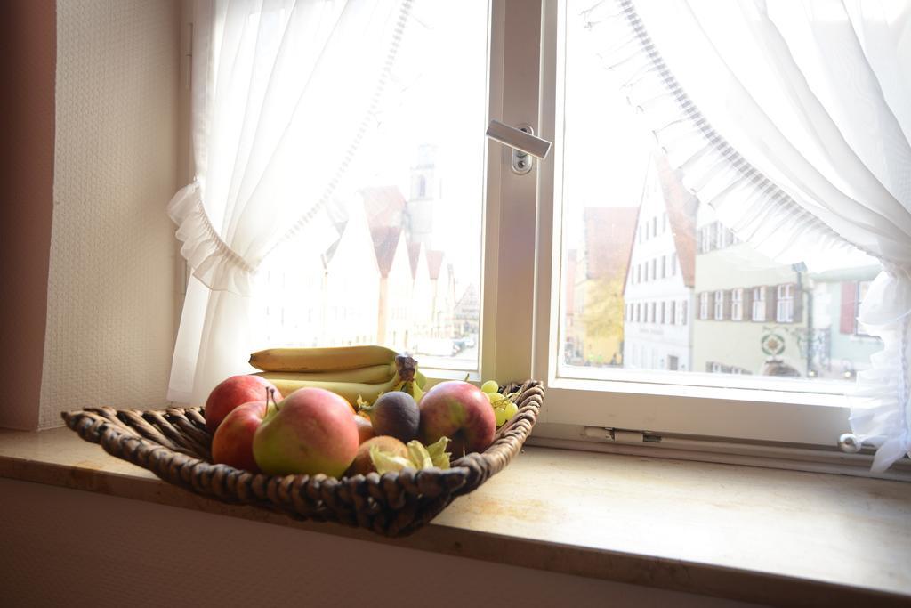 Hotel Eisenkrug Dinkelsbühl Стая снимка
